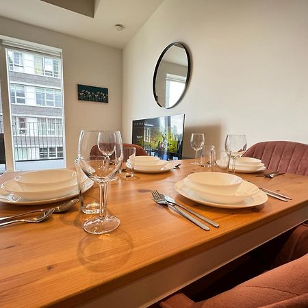Ferienwohnung London Luxury Flat With Balcony, River View, O2 Arena, Excel, Canary Wharf, Station Exterior foto