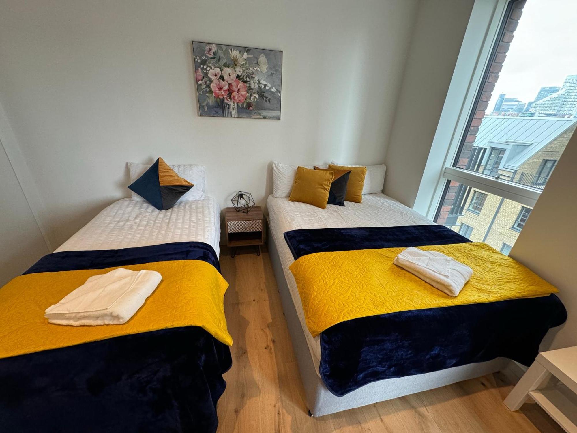 Ferienwohnung London Luxury Flat With Balcony, River View, O2 Arena, Excel, Canary Wharf, Station Exterior foto